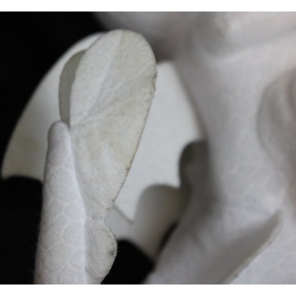 How to Train A Dragon 10'' Plush Hidden World Light Fury Squeeze & Growl Toy - Picture 8 of 8